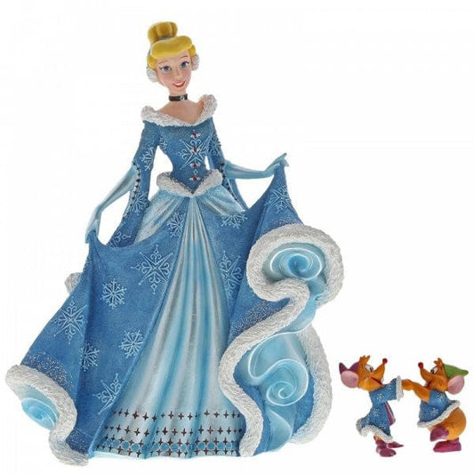 Disney Showcase Christmas Cinderella Figurine 6002181 Disney Showcase Christmas Cinderella Figurine 6002181