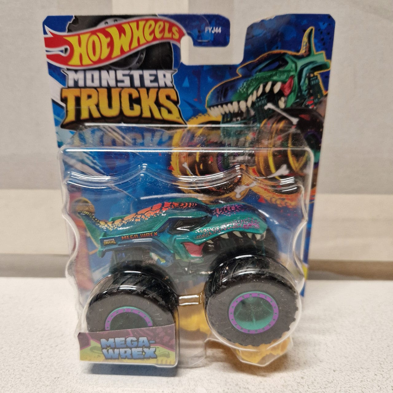 Hot Wheels Monster Trucks 1:64 Mega Wrex Green New Packaging