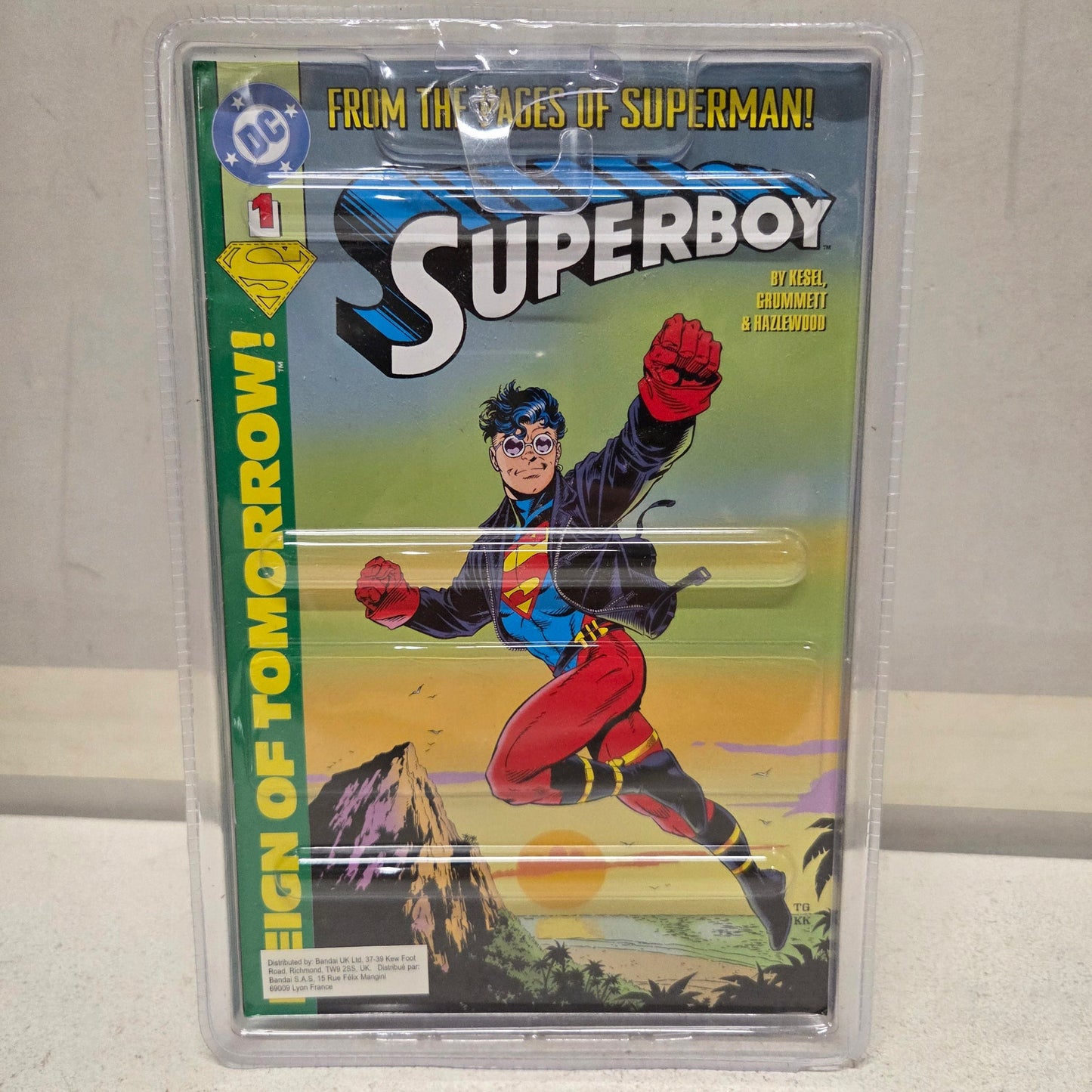 McFarlane Toys DC Direct Superboy Platinum Version Return Of Superman Page Puncher McFarlane Toys DC Direct Superboy Platinum Version Return Of Superman Page Puncher