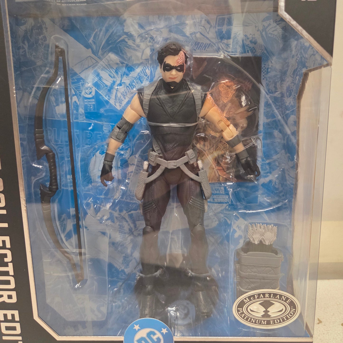 McFarlane Toys DC Multiverse Dark Archer Green Arrow Platinum Version Action Figure