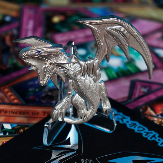 Yu-Gi-Oh Blue Eyes White Dragon Premium Pin Badge Yu-Gi-Oh Blue Eyes White Dragon Premium Pin Badge