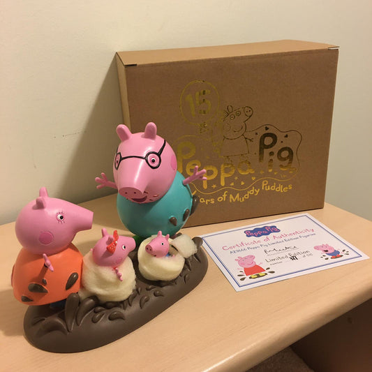 Peppa Pig '15 Years Of Muddy Puddles' figurine