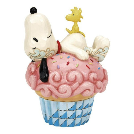 Sprinkle Snooze (Snoopy Laying on Cupcake) Peanuts Figurine By Jim Shore 6016266