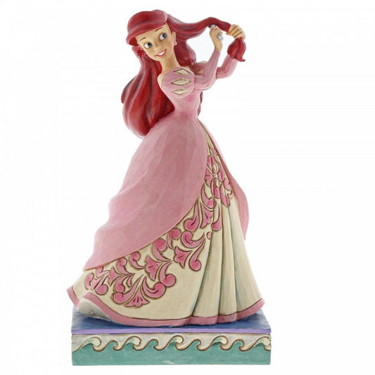 Disney Traditions Ariel (The Little Mermaid) combs her hair with the 'dinglehopper' Figurine