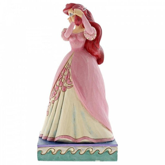Disney Traditions Ariel (The Little Mermaid) combs her hair with the 'dinglehopper' Figurine