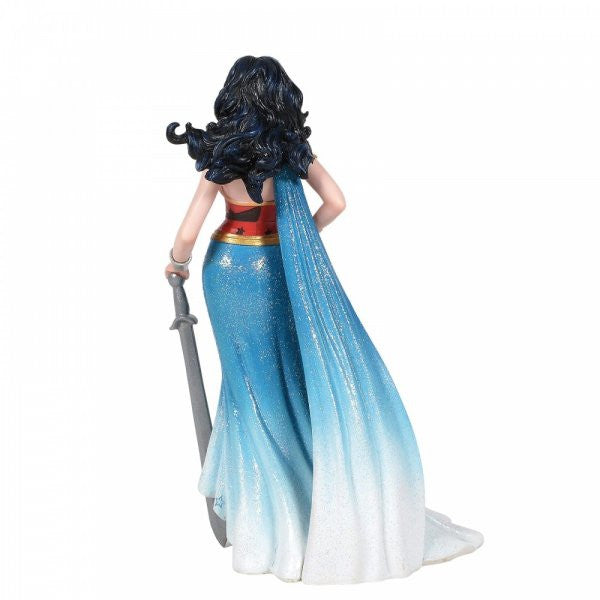 DC Showcase Wonder Woman Couture de Force Figurine 6006318