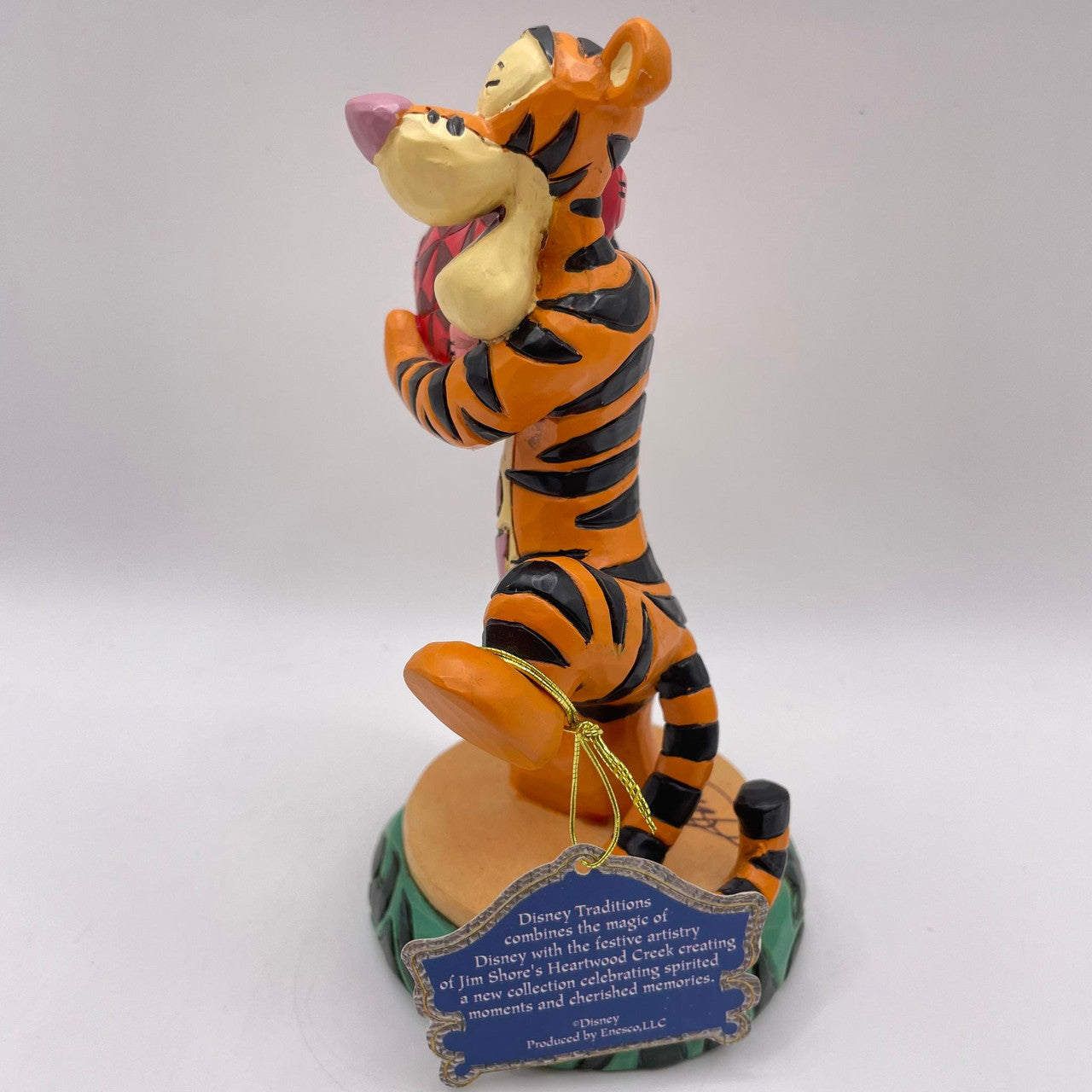 Disney Traditions Heartfelt Hug Tigger Holding Heart Figurine Signed by Jim Shore 6008073