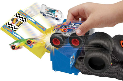 Hot Wheels Monster Trucks Arena Smashers Race Ace Smash Race Challenge