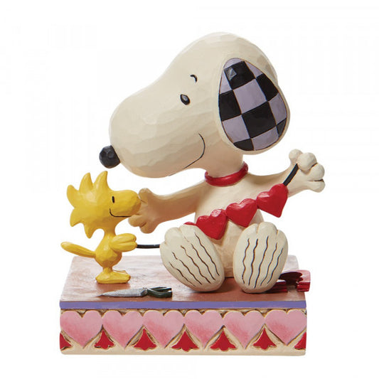 Snoopy with Hearts Garland Figurine By Jim Shore