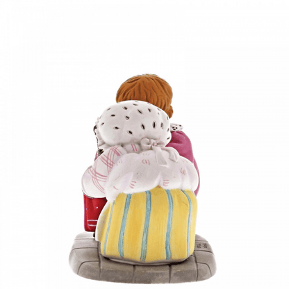Beatrix Potter Mrs. Tiggy Winkle and Lucie Figurine
