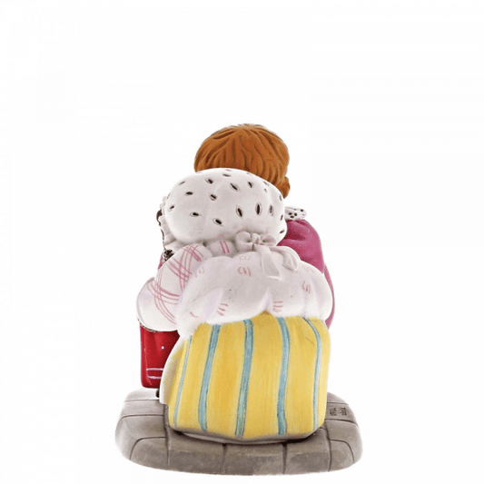 Beatrix Potter Mrs. Tiggy Winkle and Lucie Figurine