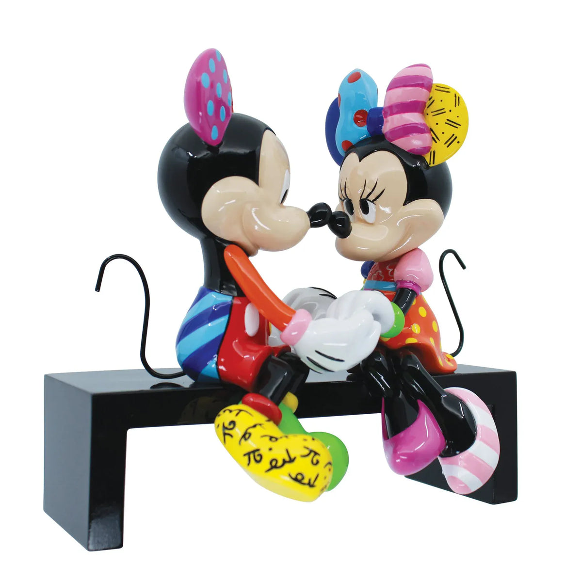 Disney Britto Mickey and Minnie Mouse Love Figurine 6016311