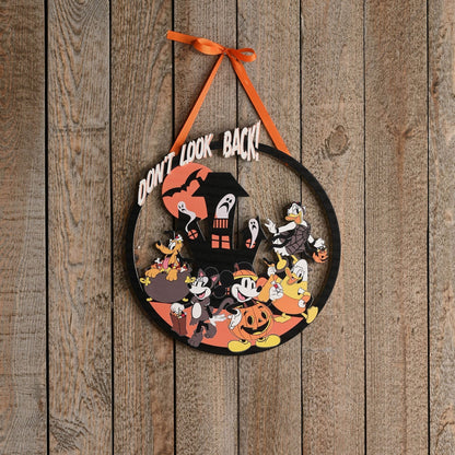 Disney Icons And Villains Plaque - Mickey & Friends