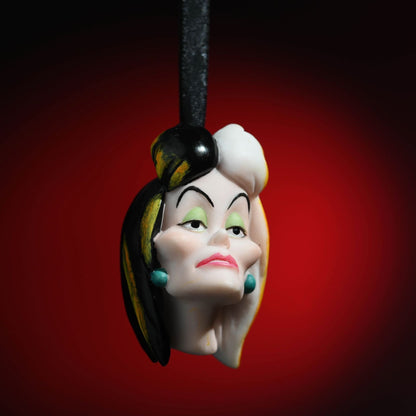 Disney Icons And Villains Resin Hanging Decoration - Cruella 101 Dalmatians