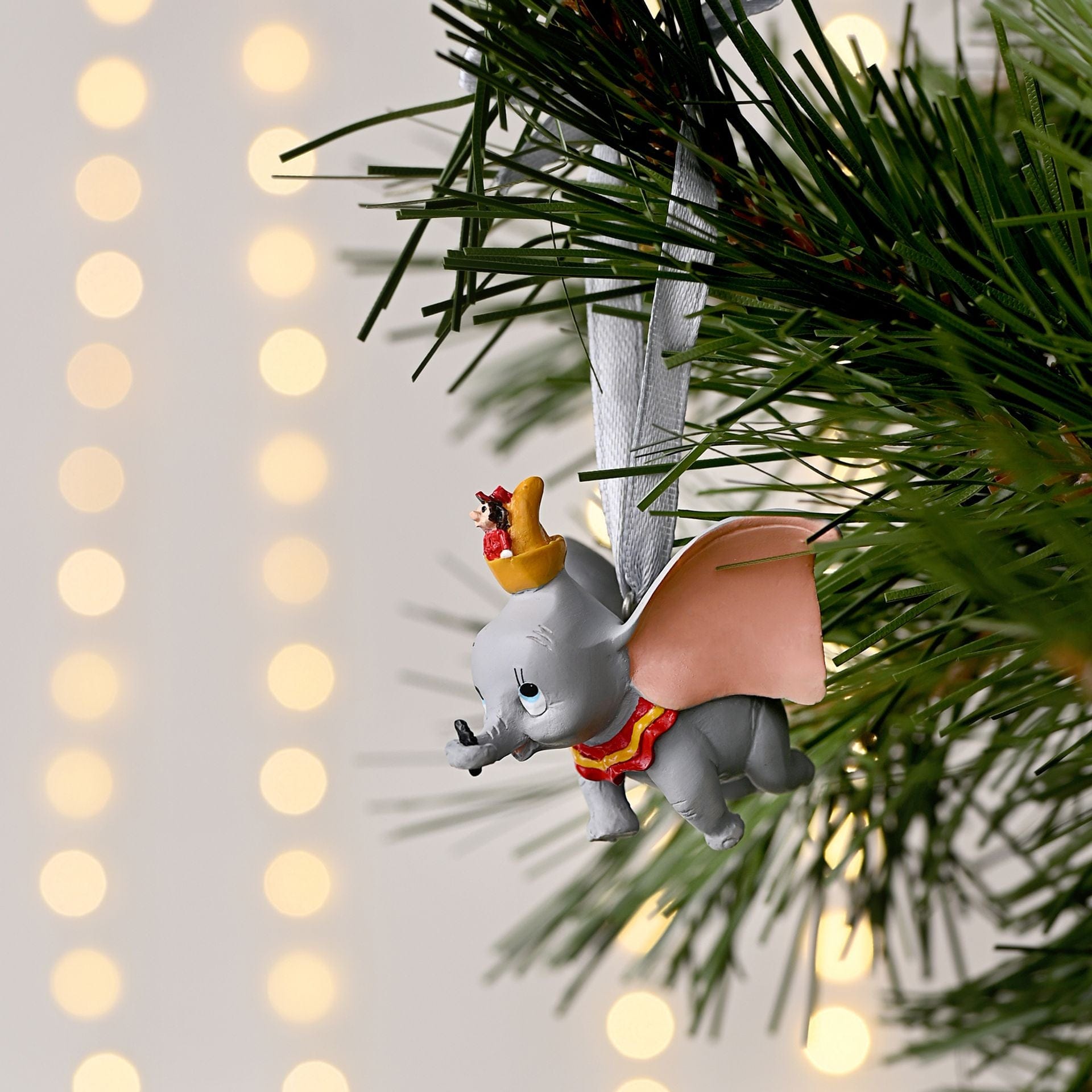 Disney Icons And Villains Resin Hanging Decoration - Dumbo