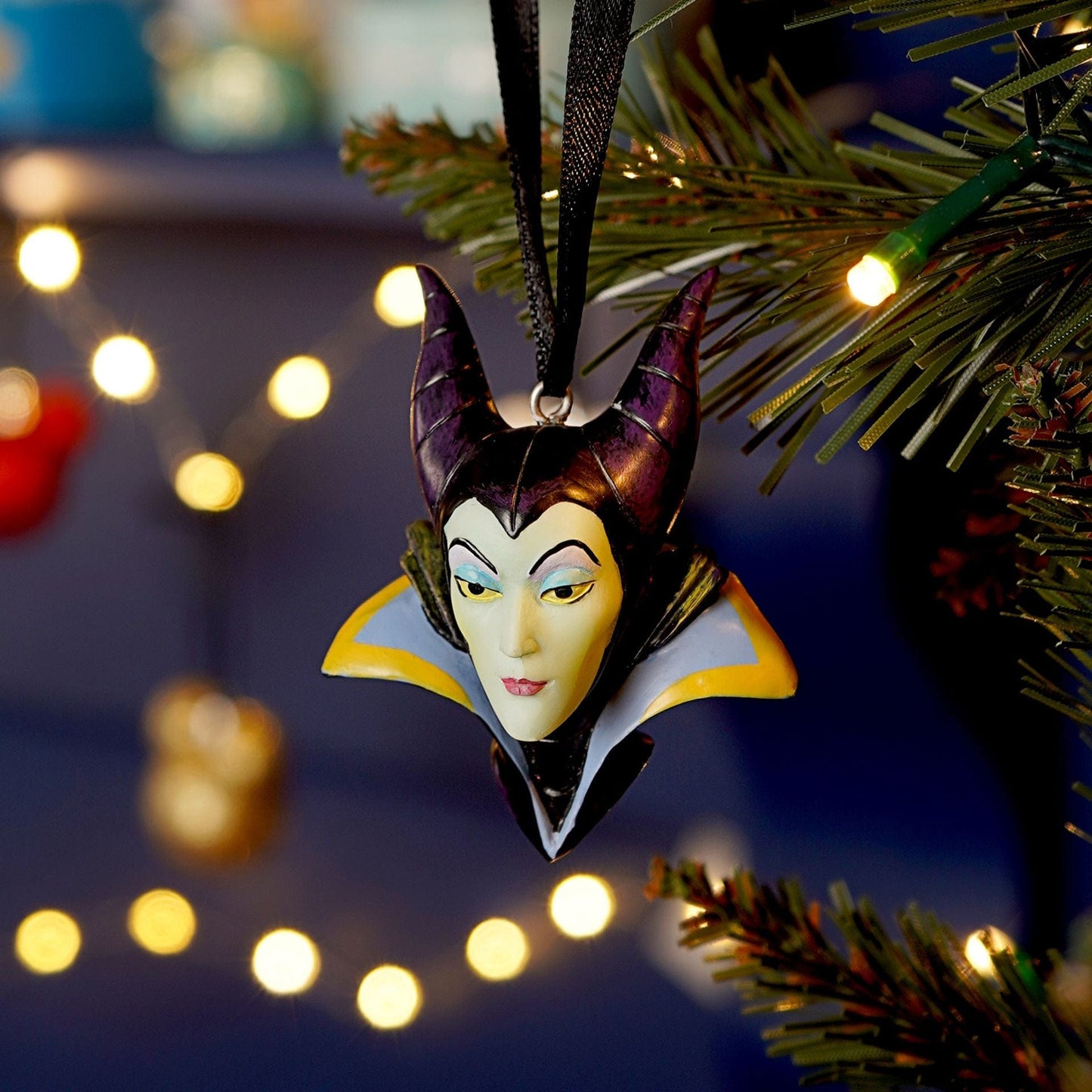 Disney Icons And Villains Resin Hanging Decoration - Maleficent Sleeping Beauty