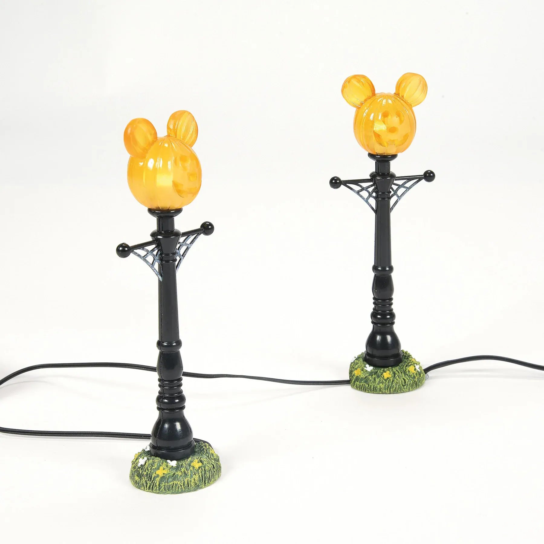 Disney Mickey's Pumpkintown Street Lights Figurine Disney Village By Department 56