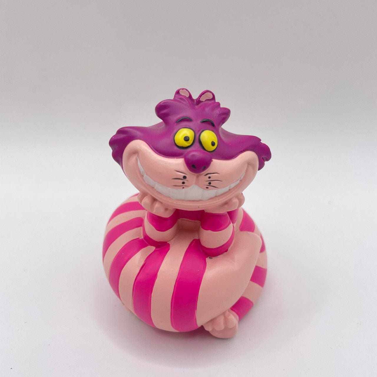 Disney Showcase Cheshire Cat Pack of 3 Mini Figurines