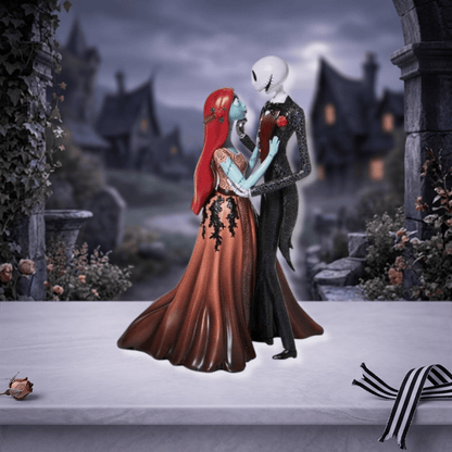 Disney Showcase Jack and Sally Couture de Force Figurine 6008701