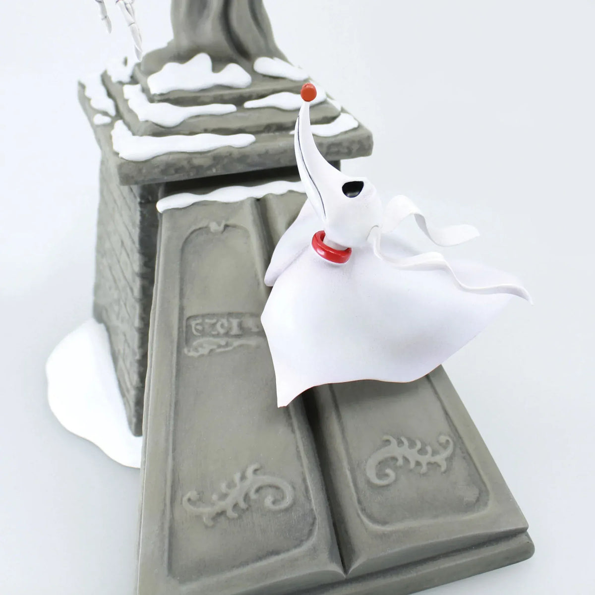 Disney Showcase Jack Skellington & Zero Angel Statue Figurine 6017365