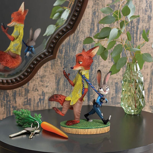 Disney Showcase Nick & Judy Zootopia Figurine