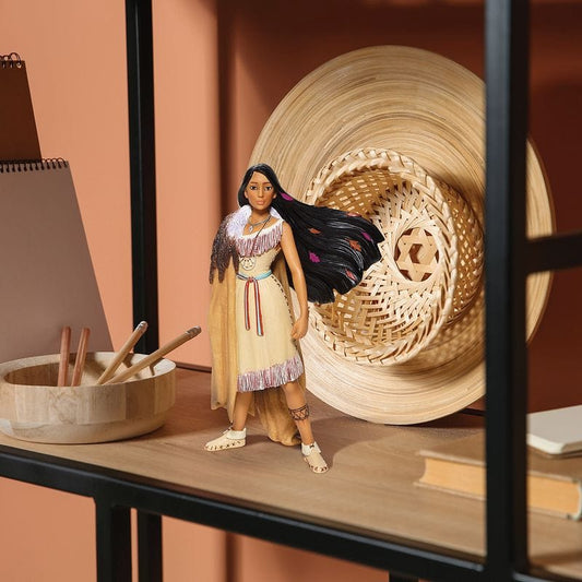 Disney Showcase Pocahontas Couture de Force Figurine 6008692