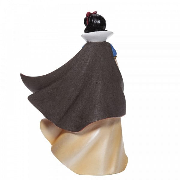 Disney Showcase Snow White Couture de Force Figurine 6007186
