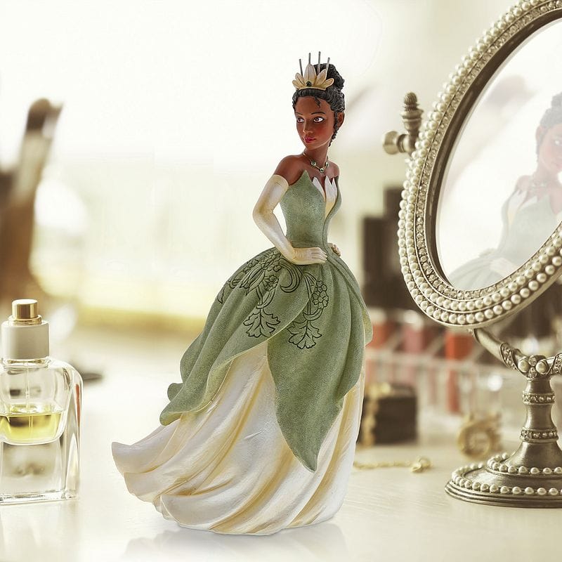 Disney Showcase Tiana Couture de Force Figurine 6005687