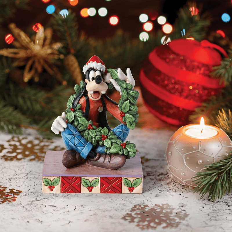 Disney Traditions Goofy Christmas Figurine by Jim Shore