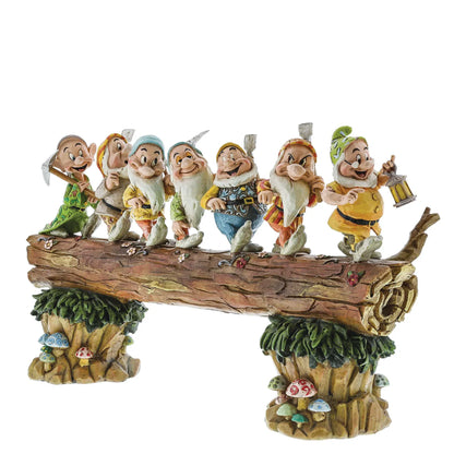 Disney Traditions Homeward Bound - Seven Dwarfs Figurine 4005434