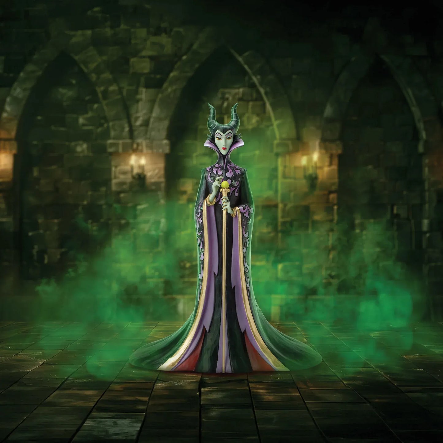 Disney Traditions Vengeful Villainess Maleficent Deluxe Figurine By Jim Shore
