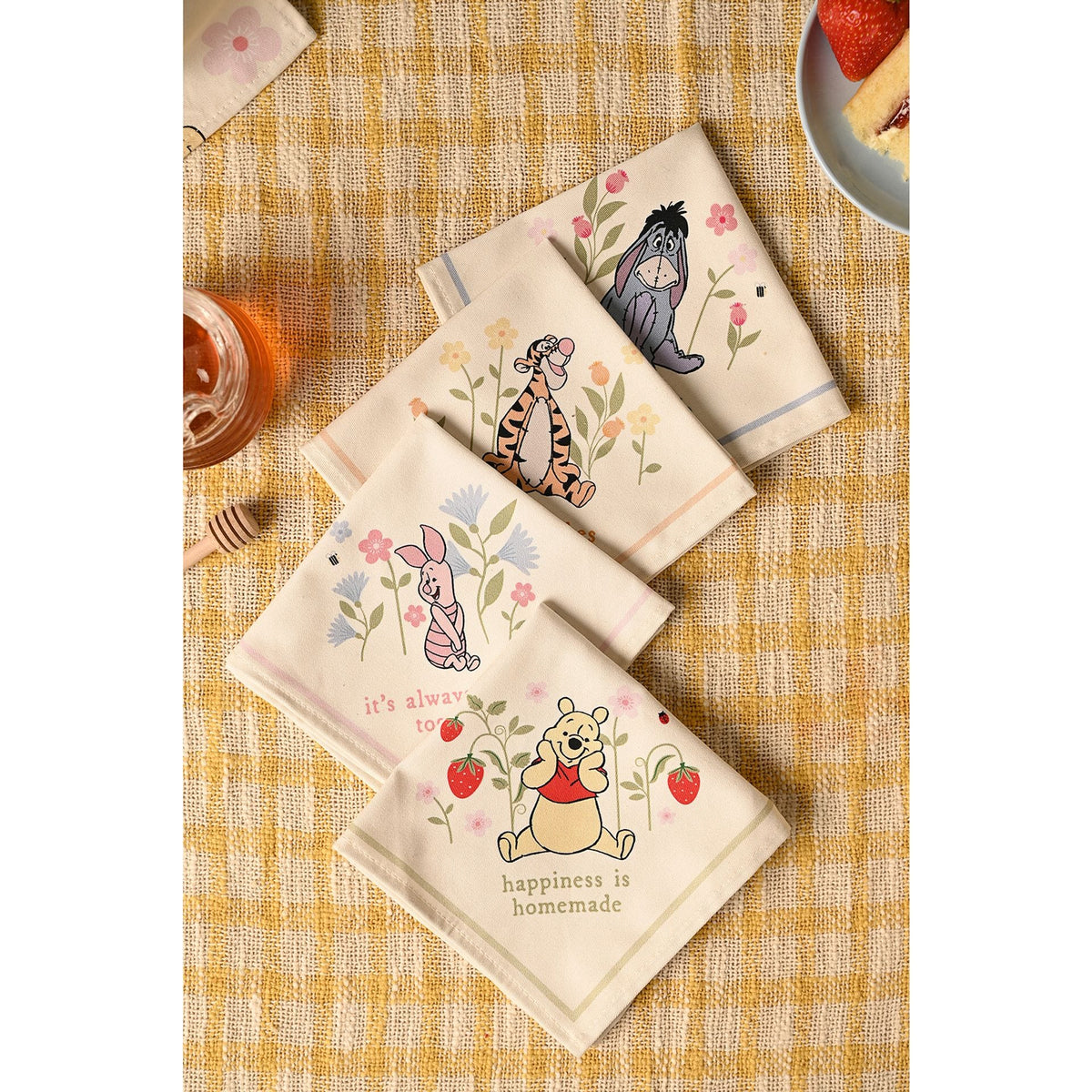 Disney Winnie The Pooh Napkins - Winnie & Friends