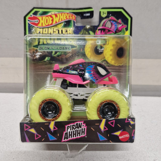 Hot Wheels Monster Trucks Glow In The Dark Piran-Ahhhh