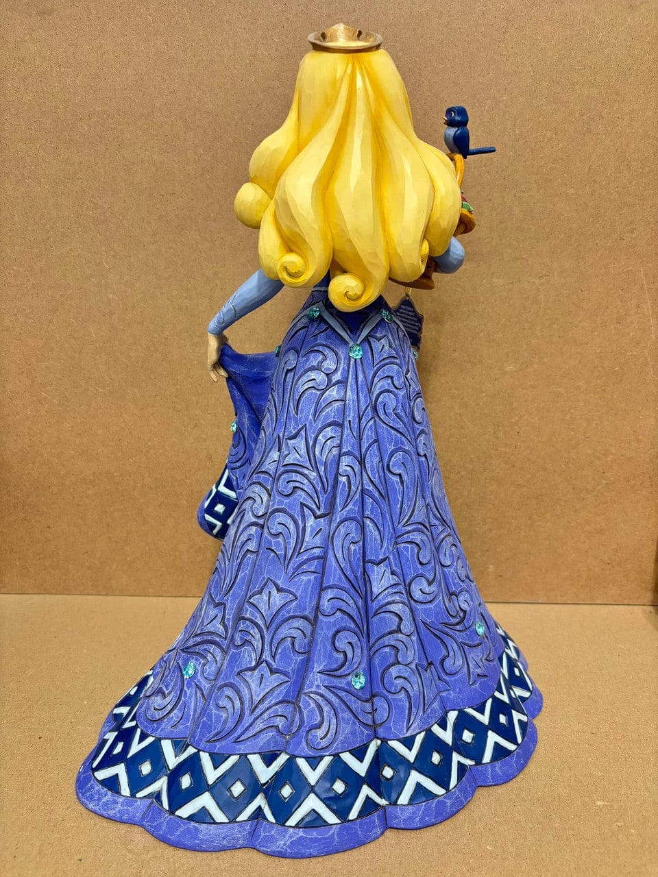 MISSING CERTIFICATE - Disney Traditions Grace and Beauty Aurora Deluxe Figurine